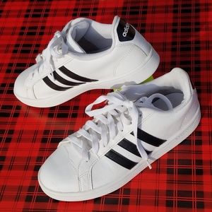 Adidas Cloudfoam woman's size 8